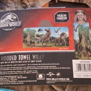 Jurassic World Hooded Towel Wrap/So Cute⭐️⭐️⭐️⭐️⭐️